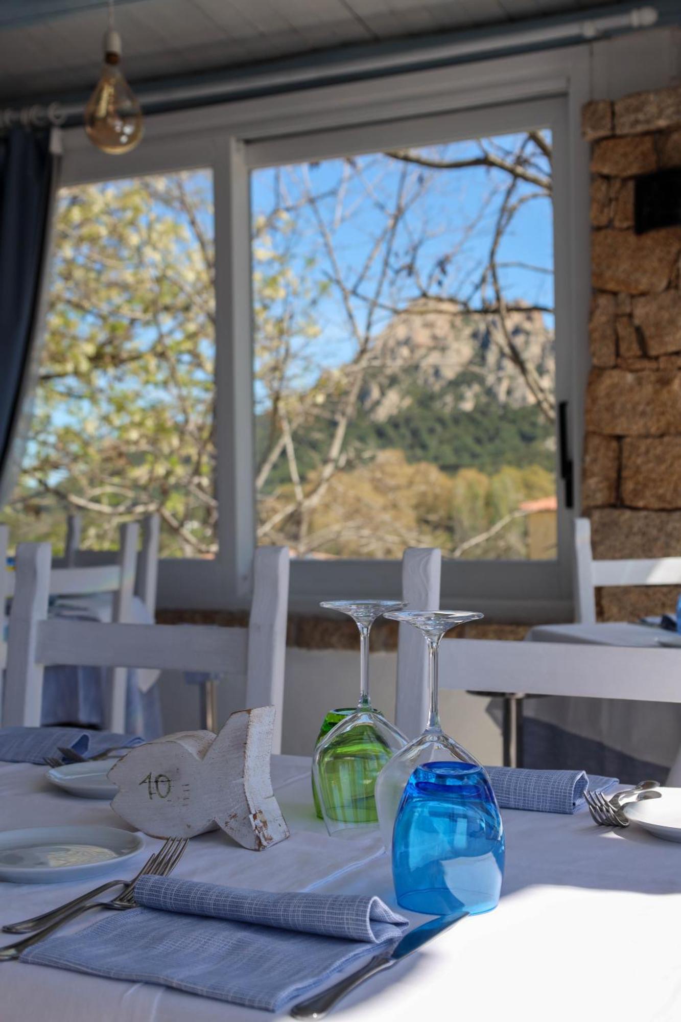 Locanda Sant'Andrea Hotel&Relais San Pantaleo Extérieur photo