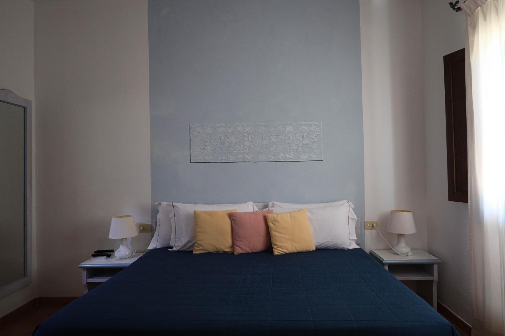 Locanda Sant'Andrea Hotel&Relais San Pantaleo Extérieur photo