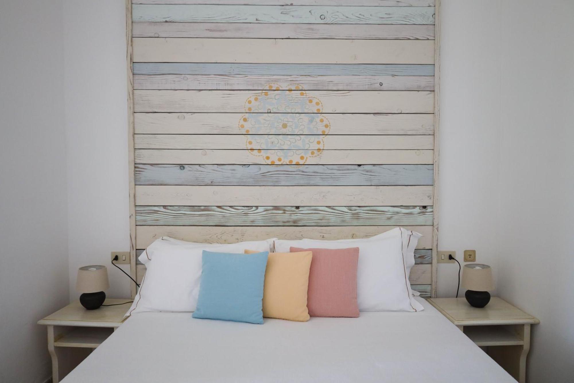 Locanda Sant'Andrea Hotel&Relais San Pantaleo Extérieur photo
