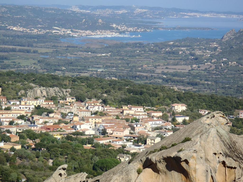 Locanda Sant'Andrea Hotel&Relais San Pantaleo Extérieur photo