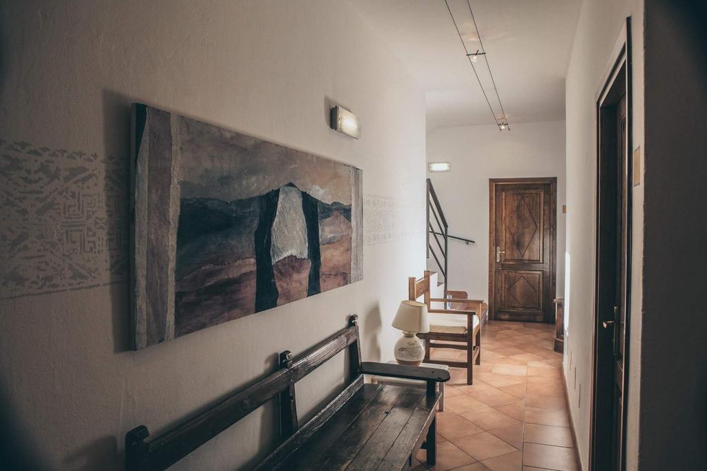 Locanda Sant'Andrea Hotel&Relais San Pantaleo Extérieur photo