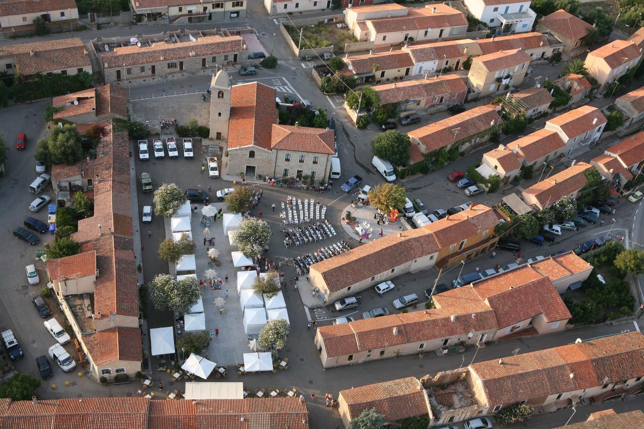 Locanda Sant'Andrea Hotel&Relais San Pantaleo Extérieur photo