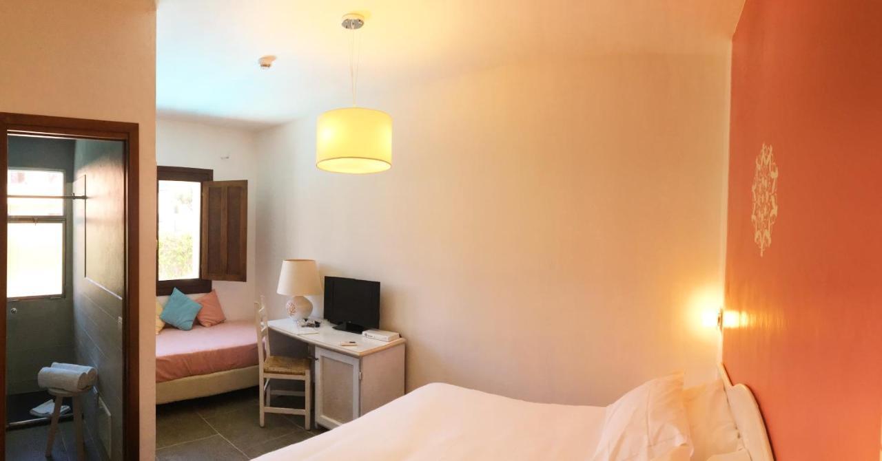 Locanda Sant'Andrea Hotel&Relais San Pantaleo Extérieur photo